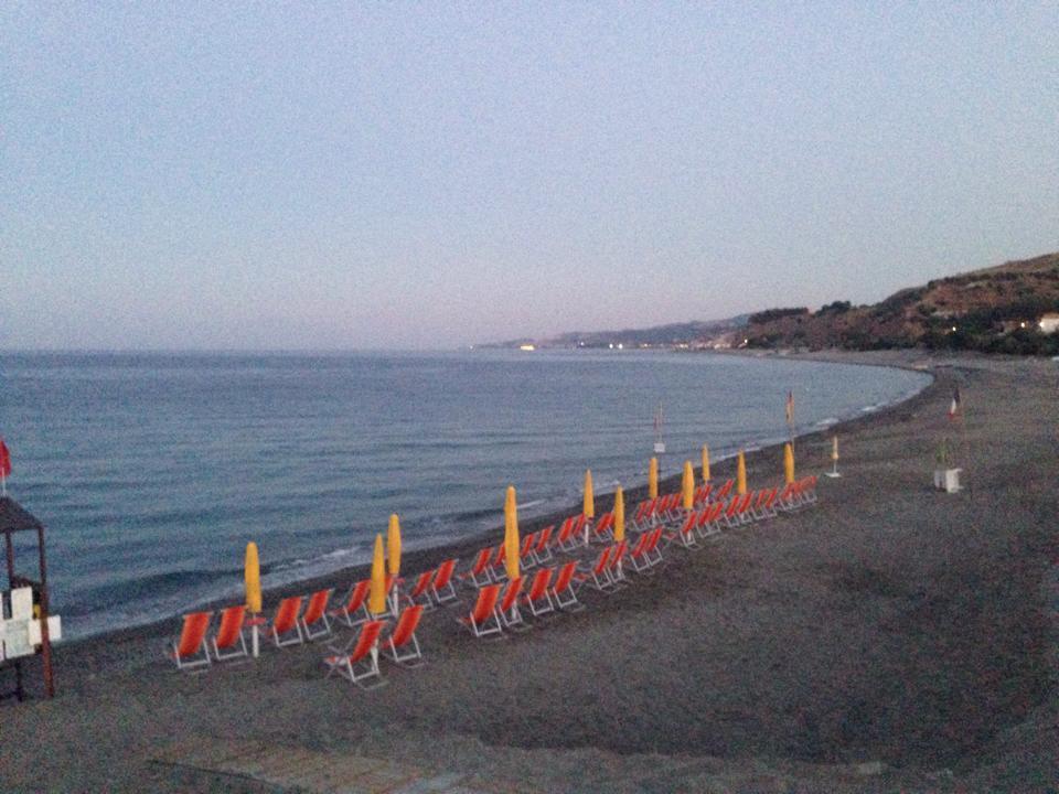 Hotel La Perla Jonica Bova Marina Exterior foto
